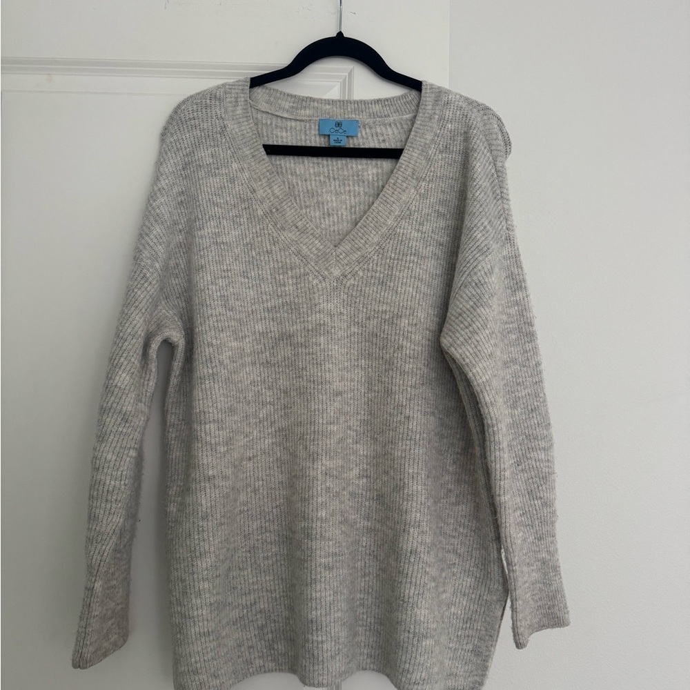 Nordstrom CeCe women’s grey v-neck long sleeve knit tunic sweater size small
